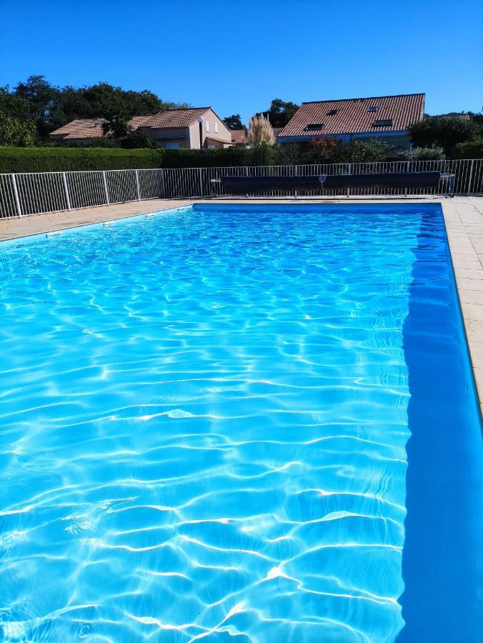 Charmante Maison De Vacances, 4P, Piscines, Proche Gohaud 생미셸셰프셰프 외부 사진